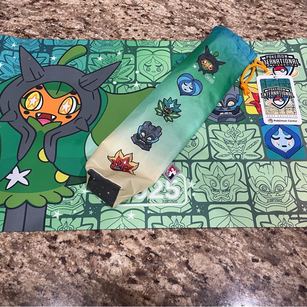 Pokemon Center International Championship - 2025 Themed Playmat and Pouch Set
